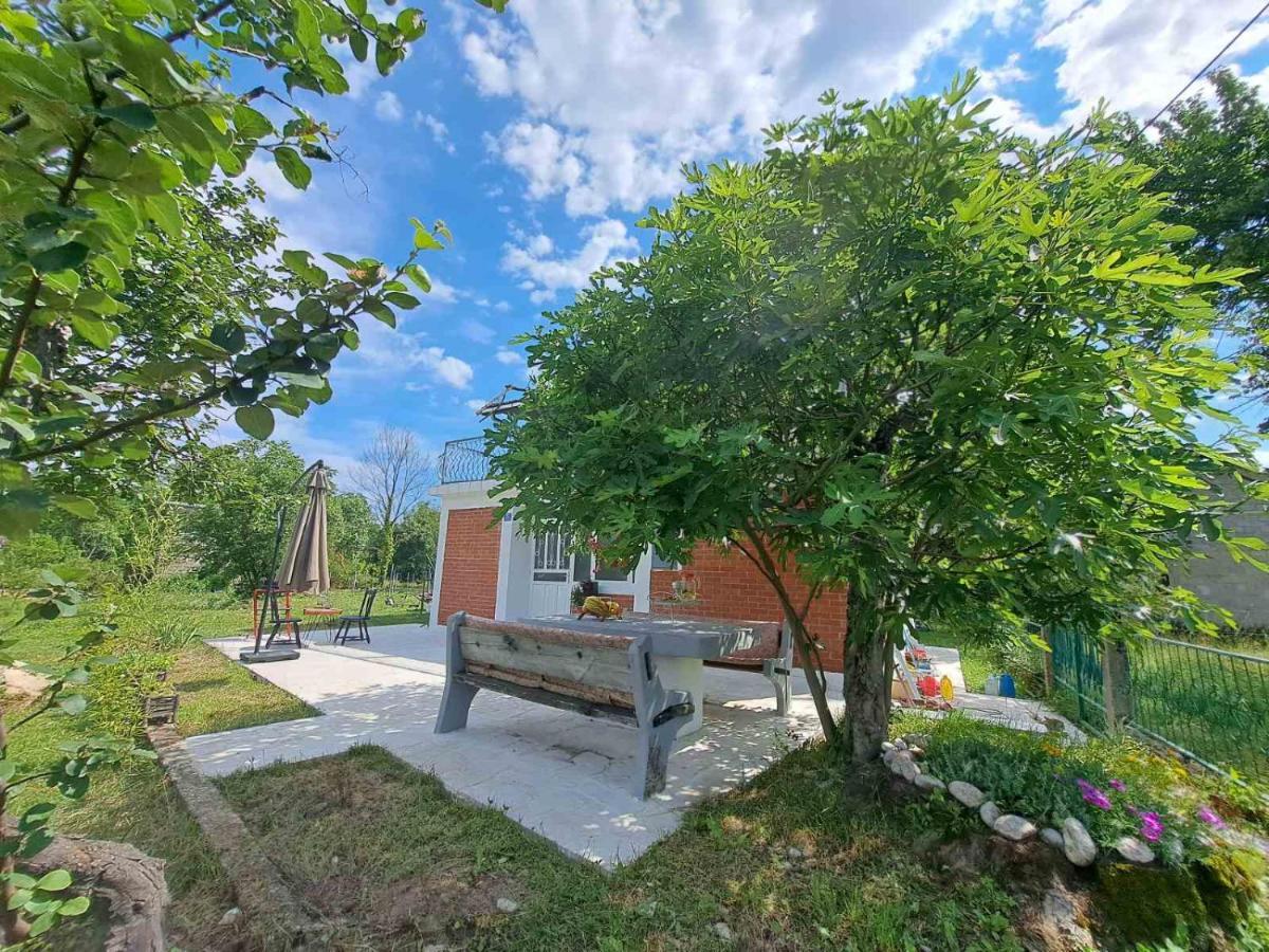 Guest House Green River Ljubuški Εξωτερικό φωτογραφία