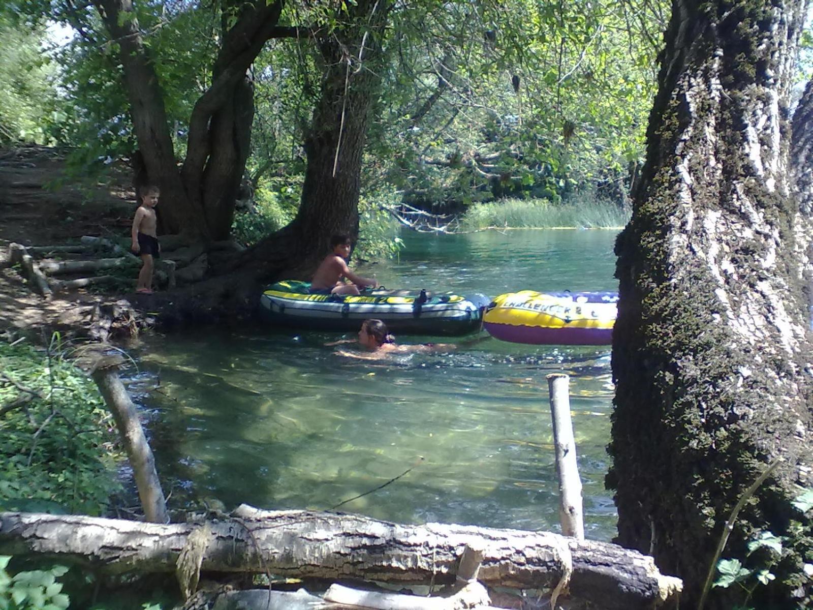 Guest House Green River Ljubuški Εξωτερικό φωτογραφία
